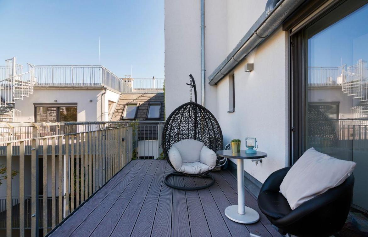 Stylish Rooms, Sunny Terrace In Vienna City Center Esterno foto