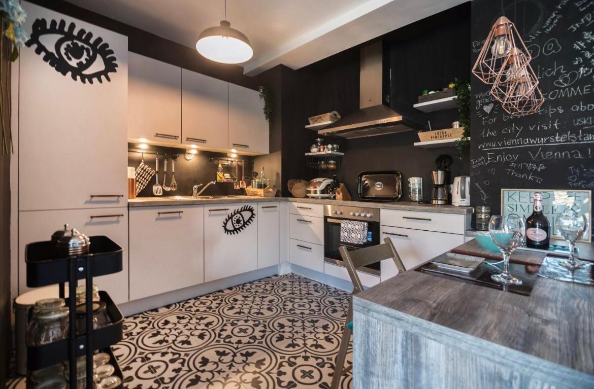 Stylish Rooms, Sunny Terrace In Vienna City Center Esterno foto